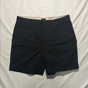 J. Crew 7in Black Chino Shorts Men's Sz 32